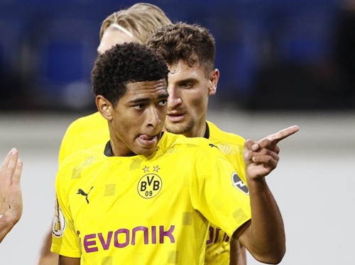 色似乎逐渐 色似乎逐渐