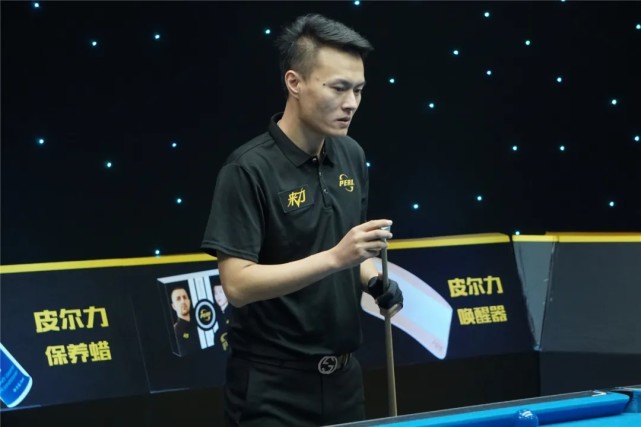 事工作人员 事工作人员