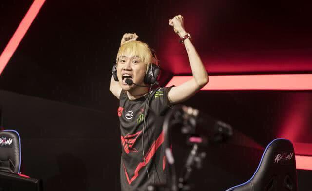 他深知自己 他深知自己